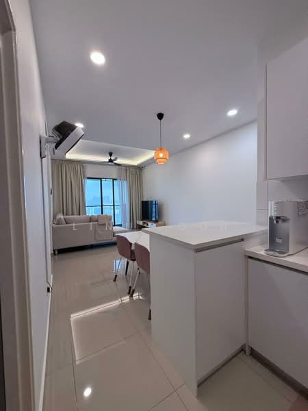 Aera Residence untuk Untuk Disewa - RM 2,900 /bulan, Mac 2026 - Living Room - PropertyGuru.com.my
