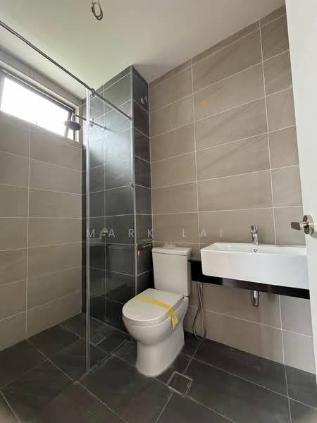 Semi-Detached House for Sale in Skudai (Johor) - Mark Lai - Bathroom - PropertyGuru.com.my