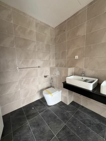 Semi-Detached House for Sale in Skudai (Johor) - Mark Lai - Bathroom - PropertyGuru.com.my