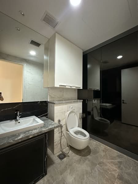 Service Residence for Sale at The Face Suites (Platinum Suites) - Jyne Lim - Powder Room - PropertyGuru.com.my