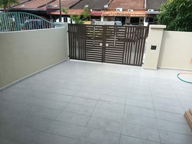 1-storey Terraced House for Sale in Taman Mawar (Bandar Kinrara) - WK Foong - Exterior - PropertyGuru.com.my