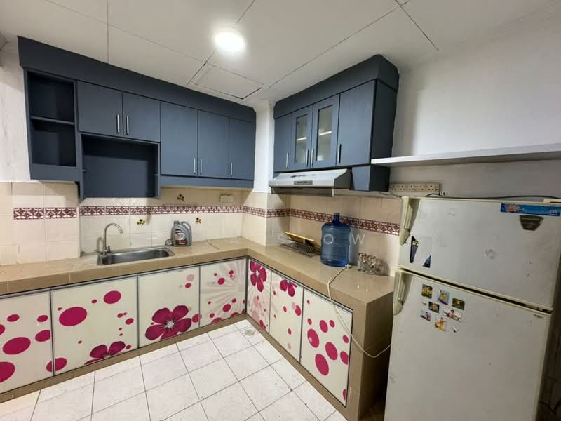 Condominium for Sale at Skudai Villa - Eva Siow - Kitchen - PropertyGuru.com.my