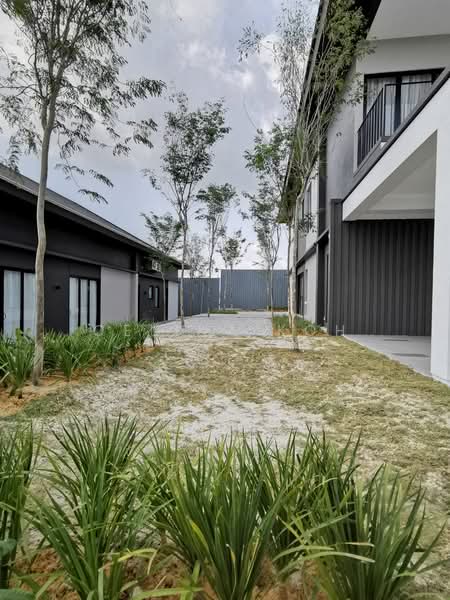 Bungalow for Sale in Sungai Buloh (Selangor) - Celina Koh - PropertyGuru.com.my