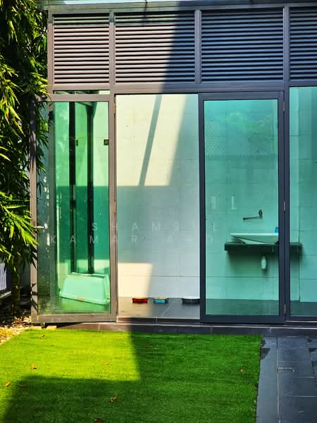 Zero-Lot Bungalow for Sale in Shah Alam (Selangor) - Shamsul Kamar Abd Shukor - Exterior - PropertyGuru.com.my