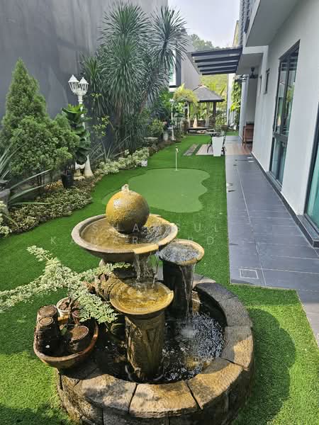 Zero-Lot Bungalow for Sale in Shah Alam (Selangor) - Shamsul Kamar Abd Shukor - Garden - PropertyGuru.com.my