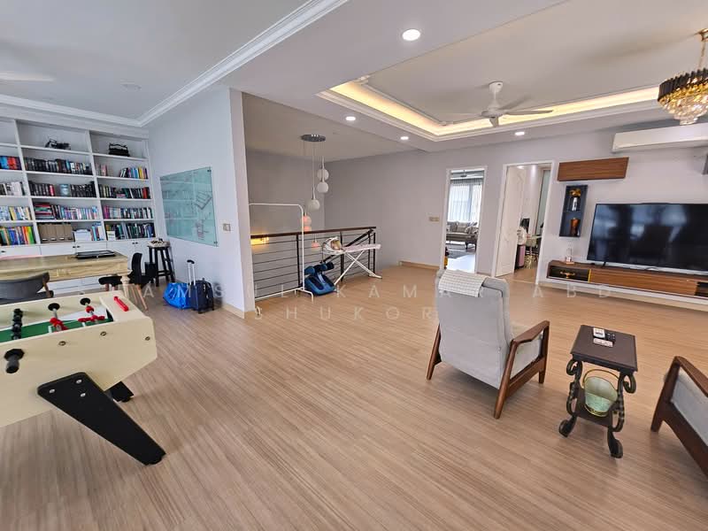 Zero-Lot Bungalow for Sale in Shah Alam (Selangor) - Shamsul Kamar Abd Shukor - Living Room - PropertyGuru.com.my