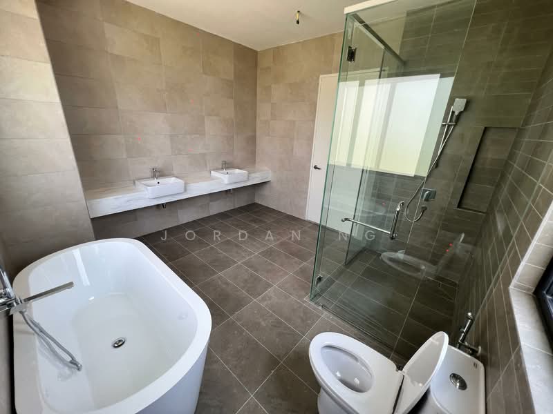 Semi-Detached House for Sale in Telok Panglima Garang (Selangor) - Jordan Ng - Bathroom - PropertyGuru.com.my