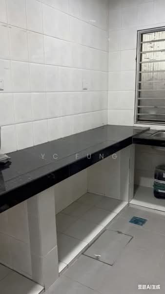 2-storey Terraced House for Rent in Taman Mount Austin (Tebrau) - YC Fung - Kitchen - PropertyGuru.com.my