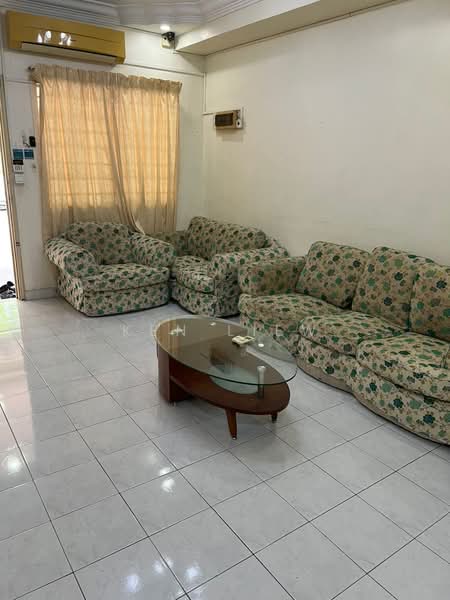 Bandar Putra Kulai untuk Untuk Disewa - RM 2,000 /bulan, Mac 2026 - Living Room - PropertyGuru.com.my