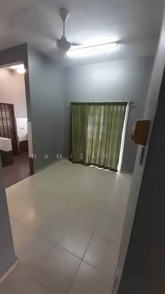 For Rent - Taman Indah KLIA