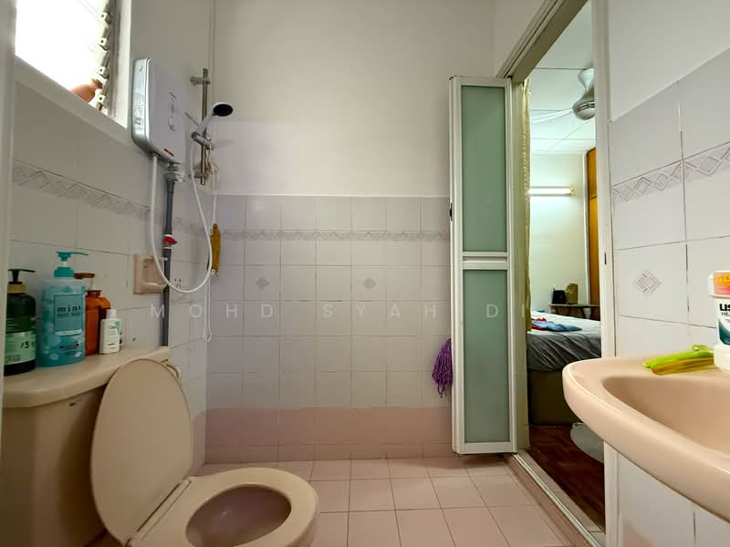 Bandar Sri Damansara untuk Untuk Dijual - RM 1,200,000, Mac 2026 - Bathroom - PropertyGuru.com.my