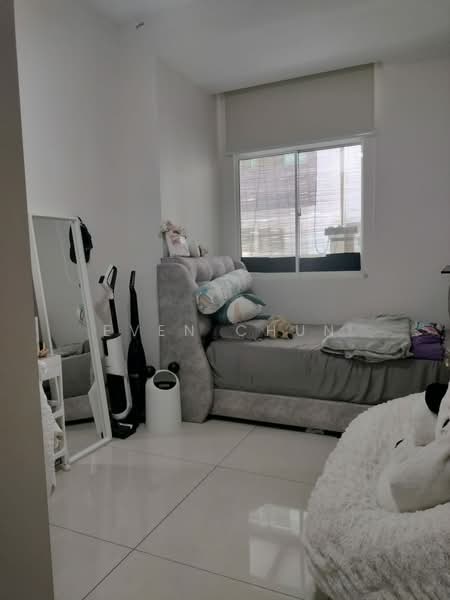 Cluster House for Sale in Taman Bestari Indah (Ulu Tiram) - Even Chun - Bedroom - PropertyGuru.com.my