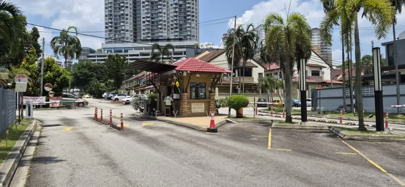 2-storey Terraced House for Rent in Puchong (Selangor) - Joey Wong - Exterior - PropertyGuru.com.my