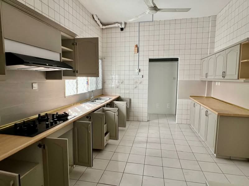 Earls Court untuk Untuk Disewa - RM 4,200 /bulan, Mac 2026 - Kitchen - PropertyGuru.com.my