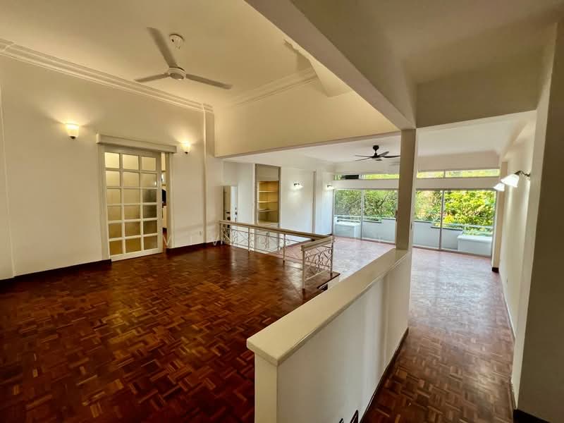 Earls Court untuk Untuk Disewa - RM 4,200 /bulan, Mac 2026 - Living Room - PropertyGuru.com.my