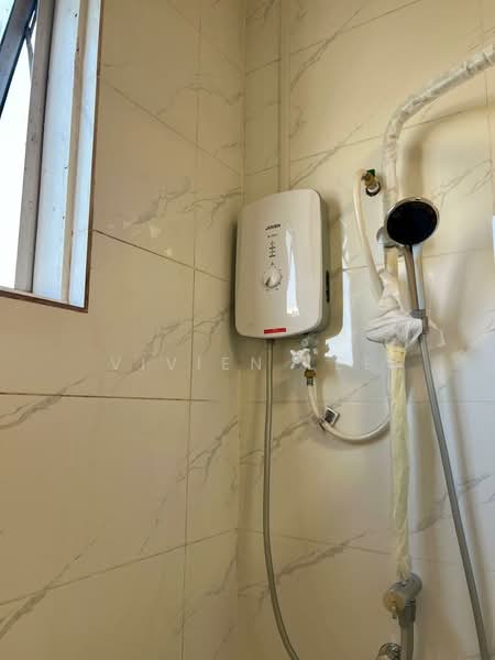 Earls Court untuk Untuk Disewa - RM 4,200 /bulan, Mac 2026 - Bathroom - PropertyGuru.com.my