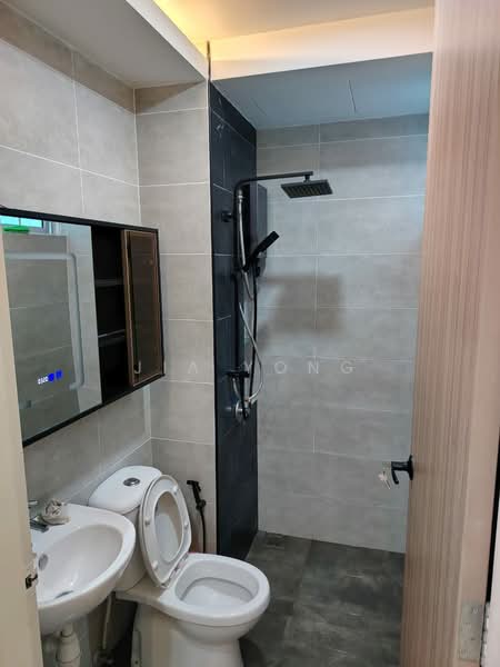 Condominium for Rent at QuayWest Residence - Jia Yong - Bathroom - PropertyGuru.com.my