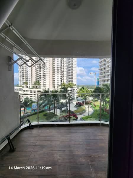 Amberside @ Country Garden Danga Bay untuk Untuk Disewa - RM 2,200 /bulan, Mac 2026 - Balcony - PropertyGuru.com.my