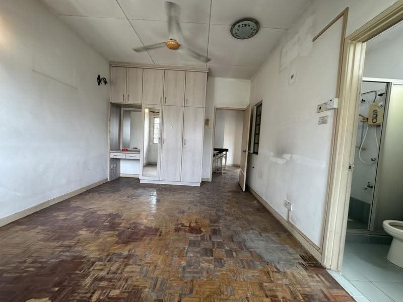 Rumah Teres 2-Tingkat untuk Dijual di Usj 20 (Subang Jaya) - Carmen Lee - Bedroom - PropertyGuru.com.my