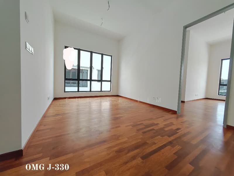 Semi-Detached House for Sale in Setia Utama (Setia Alam) - Eunice Lim - Living Room - PropertyGuru.com.my