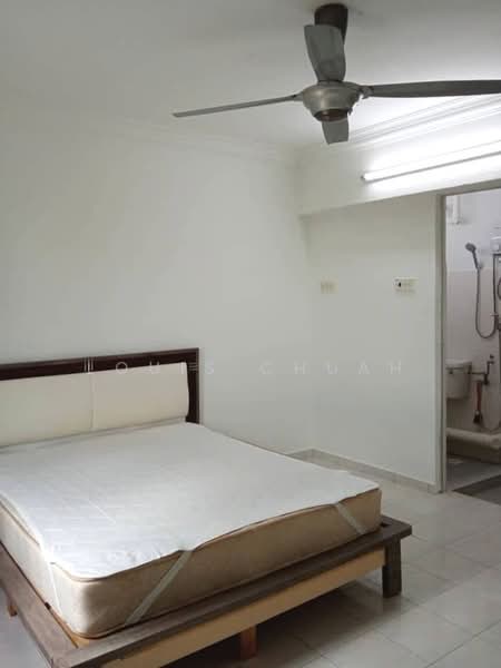 Apartment for Rent at Taman Pekaka Block 31 - Louis Chuah - Bedroom - PropertyGuru.com.my