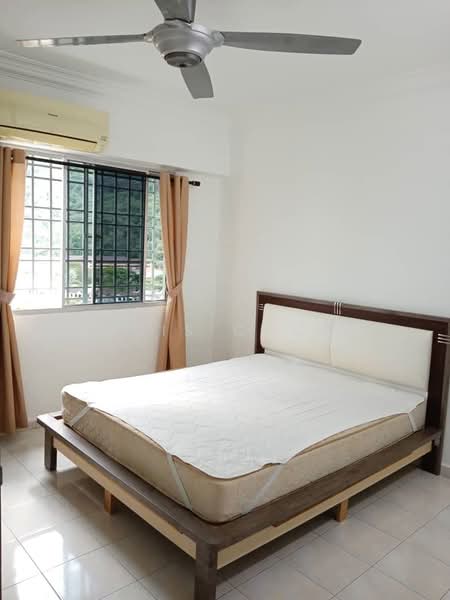 Apartment for Rent at Taman Pekaka Block 31 - Louis Chuah - Bedroom - PropertyGuru.com.my