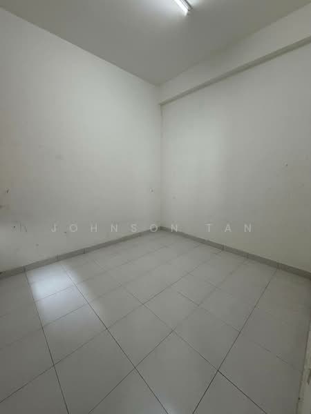 2-storey Terraced House for Sale in Taman Lagenda Putra (Kulai) - Johnson Tan - Interior - PropertyGuru.com.my