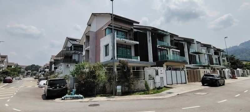 Rumah Teres untuk Dijual di Prima Selayang (Selayang) - Brian JiaKok - Exterior - PropertyGuru.com.my