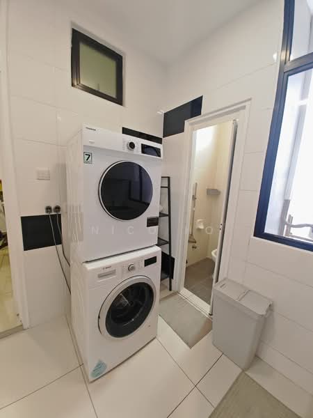 Service Residence for Sale at D'Summit Residences - Nico Ho - Bathroom - PropertyGuru.com.my