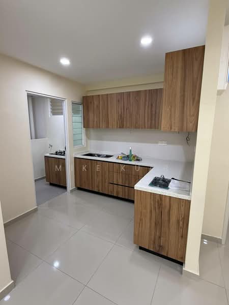 Condominium for Rent at Havana Beach Residences - Mike Kuar - Kitchen - PropertyGuru.com.my