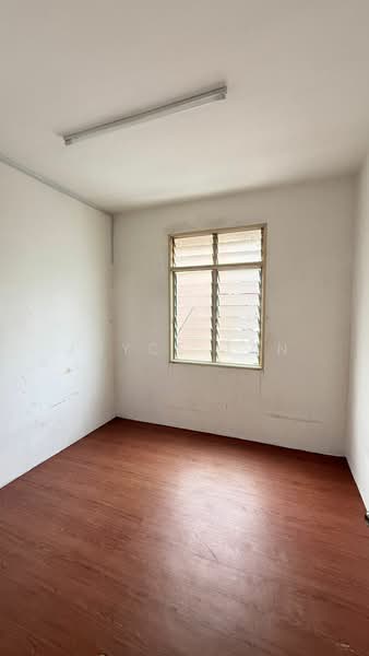 Flat Bukit Indah untuk Untuk Disewa - RM 1,000 /bulan, Apr 2026 - Bedroom  - PropertyGuru.com.my