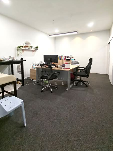 Factory for Sale in Taman Perniagaan Setia (Johor Bahru) - Rachael Lew - Study - PropertyGuru.com.my