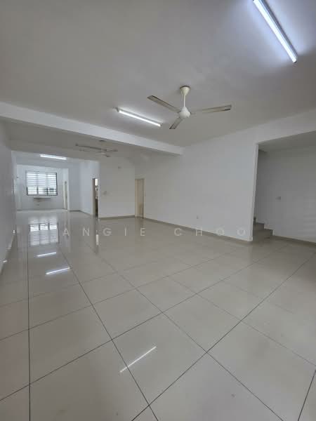 Hijayu 3B Elvina Double Storey Terrace Bandar Sri Sendayan Seremban untuk Untuk Dijual - RM 600,000, Apr 2026 - Living Room - PropertyGuru.com.my