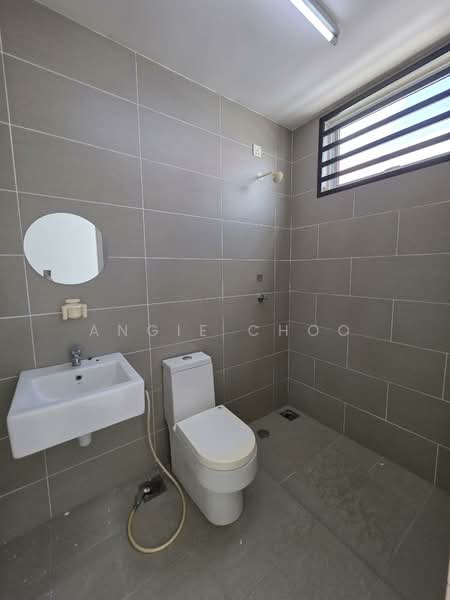 Hijayu 3B Elvina Double Storey Terrace Bandar Sri Sendayan Seremban untuk Untuk Dijual - RM 600,000, Apr 2026 - Bathroom - PropertyGuru.com.my