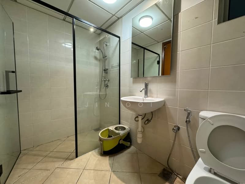 Service Residence for Sale at Kiara Designer Suites - Jin Ooi - Bathroom - PropertyGuru.com.my