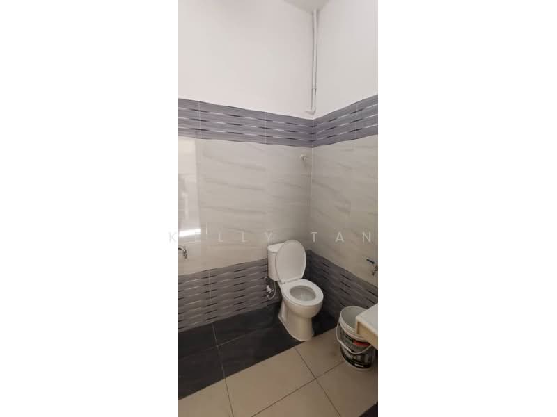 2-storey Terraced House for Rent in Taman Ipoh Timur (Ipoh) - Kelly Tan - Bathroom - PropertyGuru.com.my