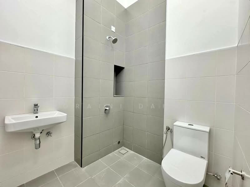 MELLOWOOD Eco Majestic untuk Untuk Dijual - RM 799,000, Mac 2026 - Bathroom - PropertyGuru.com.my