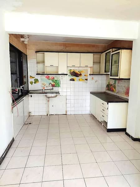 Condominium for Sale at Villa Condominium - Pauline Cheong - Kitchen - PropertyGuru.com.my