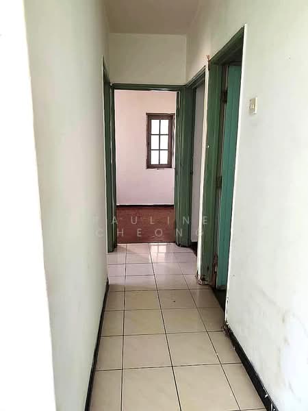 Condominium for Sale at Villa Condominium - Pauline Cheong - Corridor - PropertyGuru.com.my