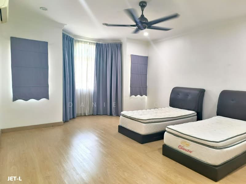 2.5-storey Terraced House for Sale in Kampung Batu Belah (Klang) - Daniel Kok - Bedroom - PropertyGuru.com.my