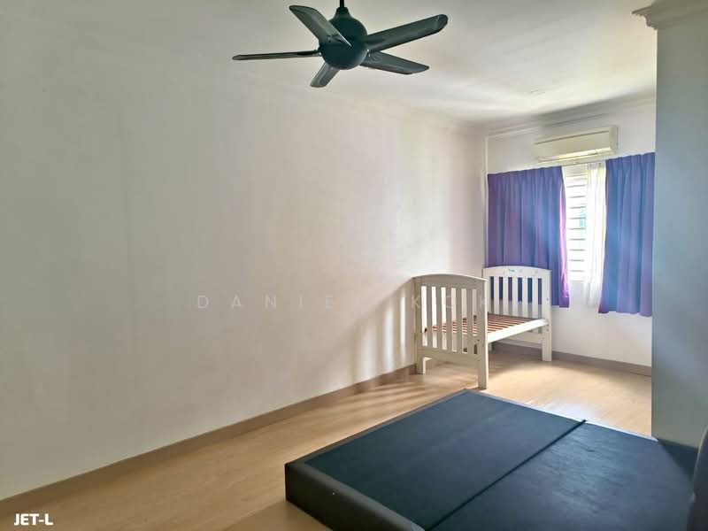 2.5-storey Terraced House for Sale in Kampung Batu Belah (Klang) - Daniel Kok - Bedroom - PropertyGuru.com.my