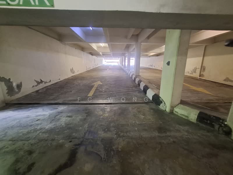 Condominium for Sale at Armanee - FC Wong - Car Park - PropertyGuru.com.my