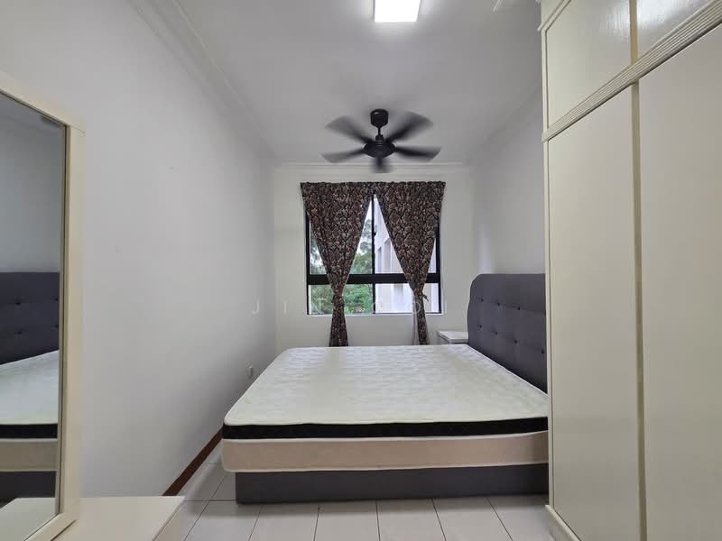 Condominium for Sale at Mont Kiara Pines - Jin Ooi - Bedroom - PropertyGuru.com.my