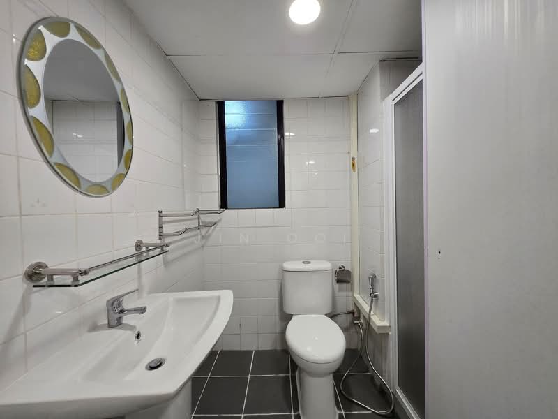 Condominium for Sale at Mont Kiara Pines - Jin Ooi - Bathroom - PropertyGuru.com.my