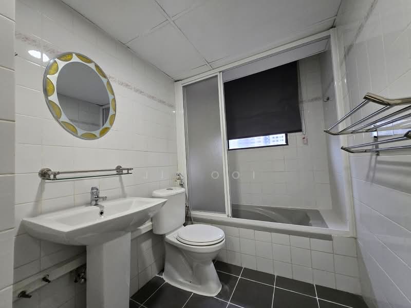 Condominium for Sale at Mont Kiara Pines - Jin Ooi - Bathroom - PropertyGuru.com.my