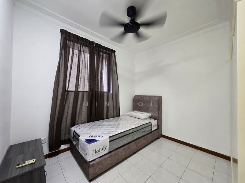 Condominium for Sale at Mont Kiara Pines - Jin Ooi - Bedroom - PropertyGuru.com.my