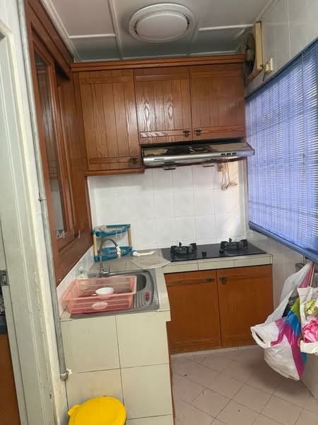 Jalan Seri Orkid Double Storey Terrace House untuk Untuk Dijual - RM 698,000, Apr 2026 - Kitchen - PropertyGuru.com.my