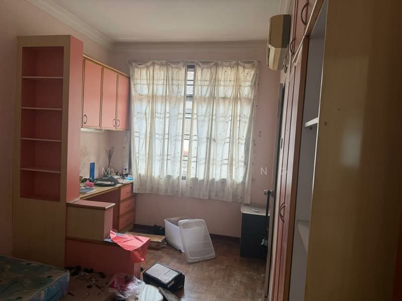 Jalan Seri Orkid Double Storey Terrace House untuk Untuk Dijual - RM 698,000, Apr 2026 - Bedroom - PropertyGuru.com.my