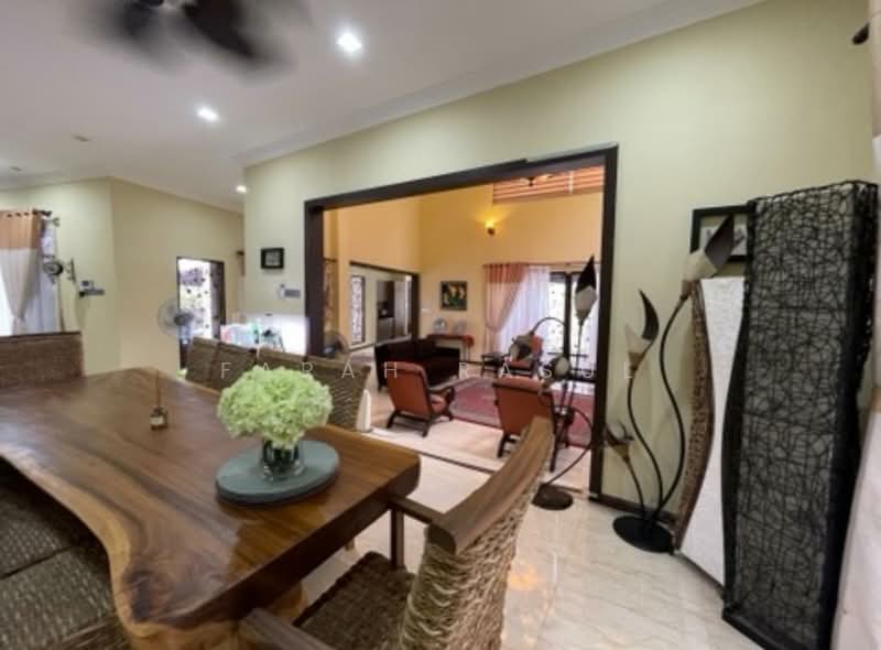 Bungalow for Sale in Seksyen 9 (Shah Alam) - Farah Rasul - Living Room - PropertyGuru.com.my