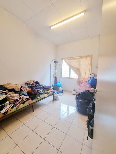 2-storey Terraced House for Sale in Bandar Kinrara Seksyen 5 (Bandar Kinrara) - Evan Goh - Bedroom - PropertyGuru.com.my
